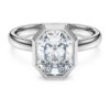Bague à chaton octogonal, diamants synthétiques 2,0 carats au total, forme octogonale, or blanc 14 carats