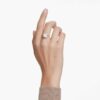 Bague cocktail Stilla, taille carrée, pavé, blanche, plaquée or Bague cocktail Stilla, taille carrée, pavé, blanche, plaquée or
