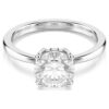 Bague cocktail Stilla, taille ronde, blanche, finition argentée Bague cocktail Stilla, taille ronde, blanche, finition argentée