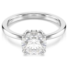 Bague cocktail Stilla, taille ronde, blanche, finition argentée Bague cocktail Stilla, taille ronde, blanche, finition argentée