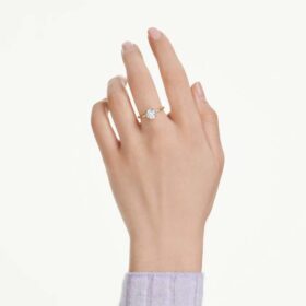Bague cocktail Stilla, taille ronde, blanche, plaquée or