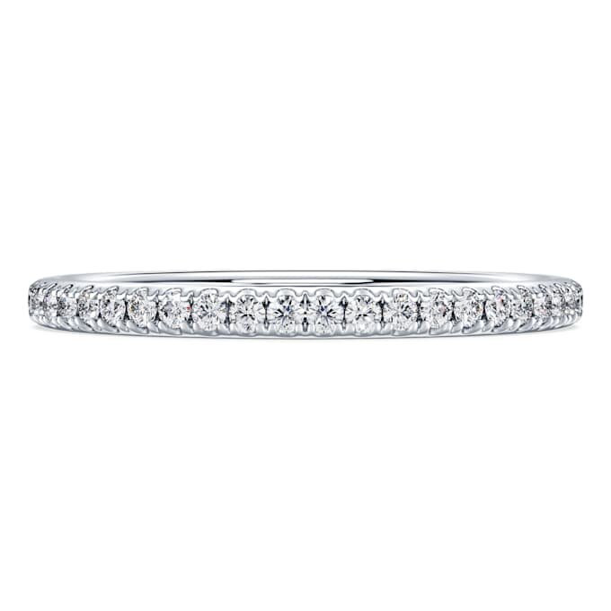 Bague d’éternité avec diamants synthétiques de 0,2 ct au total, forme ronde, or blanc 14 carats Bague d’éternité avec diamants synthétiques de 0,2 ct au total, forme ronde, or blanc 14 carats
