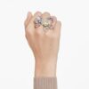 Bague Idyllia : tailles variées, pavé, motif floral, multicolore, plaquée or Bague Idyllia : tailles variées, pavé, motif floral, multicolore, plaquée or