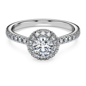 Bague solitaire Eternity Halo avec diamants synthétiques de 0,8 ct au total, forme ronde, or blanc 14 carats