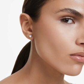 Boucles d’oreilles Eternity à clous, diamants synthétiques 0,5 ct au total, simple, forme ronde, or blanc 14 carats