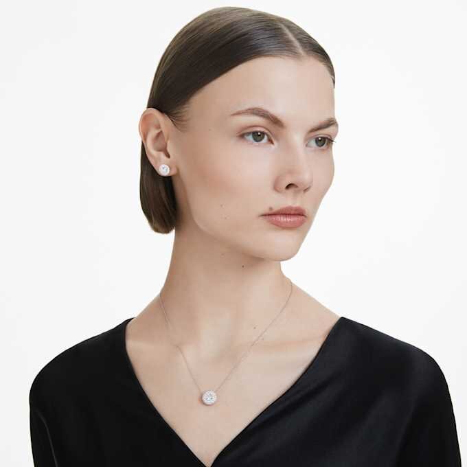 Boucles d’oreilles « Eternity Halo » avec diamants synthétiques, 2 carats au total, forme ronde, or blanc 14 carats Boucles d’oreilles « Eternity Halo » avec diamants synthétiques, 2 carats au total, forme ronde, or blanc 14 carats
