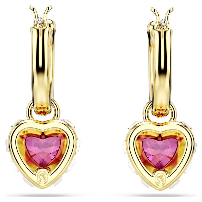 Boucles d’oreilles pendantes Chroma en forme de cœur, rouges, plaquées or Boucles d’oreilles pendantes Chroma en forme de cœur, rouges, plaquées or