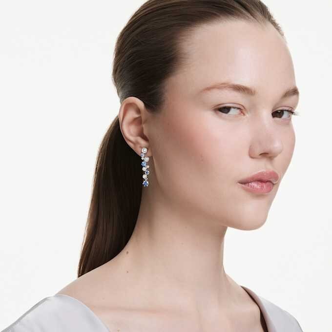 Boucles d’oreilles pendantes Constella, tailles variées, bleues, plaquées rhodium Boucles d’oreilles pendantes Constella, tailles variées, bleues, plaquées rhodium