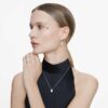 Boucles d’oreilles pendantes Eternity, diamants synthétiques 1,25 ct au total, forme poire, or blanc 14 carats Boucles d’oreilles pendantes Eternity, diamants synthétiques 1,25 ct au total, forme poire, or blanc 14 carats