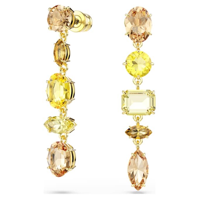 Boucles d’oreilles pendantes Gema : design asymétrique, tailles variées, longues, jaunes, plaquées or Boucles d’oreilles pendantes Gema : design asymétrique, tailles variées, longues, jaunes, plaquées or