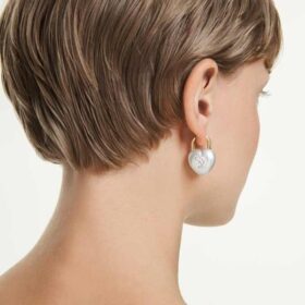 Boucles d’oreilles pendantes Idyllia, tailles variées, cœur, blanches, plaquées or