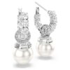 Boucles d’oreilles pendantes Matrix, perles de cristal, taille ronde, blanches, plaquées rhodium Boucles d’oreilles pendantes Matrix, perles de cristal, taille ronde, blanches, plaquées rhodium