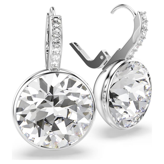 Boucles d’oreilles pendantes Millenia, taille ronde, blanches, plaquées rhodium Boucles d’oreilles pendantes Millenia, taille ronde, blanches, plaquées rhodium