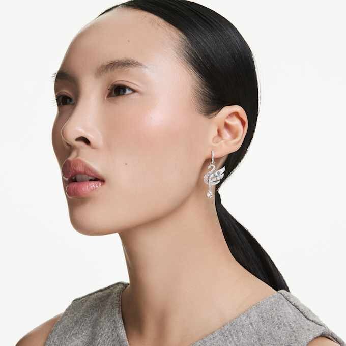 Boucles d’oreilles « Swan » : cygne, blanc, plaqué rhodium Boucles d’oreilles « Swan » : cygne, blanc, plaqué rhodium