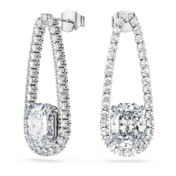 Boucles d’oreilles « tennis » octogonales, diamants synthétiques 7,95 ct au total, formes variées, or blanc 18 carats Boucles d’oreilles « tennis » octogonales, diamants synthétiques 7,95 ct au total, formes variées, or blanc 18 carats