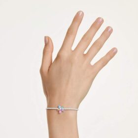 Bracelet Ariana Grande X Swarovski : tailles variées, fleur, multicolore, plaqué rhodium Bracelet Ariana Grande X Swarovski : tailles variées, fleur, multicolore, plaqué rhodium