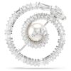 Broche Serpent en cristal et perles, tailles variées, Année du Serpent, blanc, plaqué rhodium Broche Serpent en cristal et perles, tailles variées, Année du Serpent, blanc, plaqué rhodium