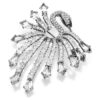Broche « Swan » de la collection Vienna, blanche, plaquée ruthénium Broche « Swan » de la collection Vienna, blanche, plaquée ruthénium