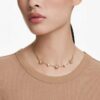 Collier Idyllia : perles de cristal, tailles variées, motif floral, multicolore, plaqué or