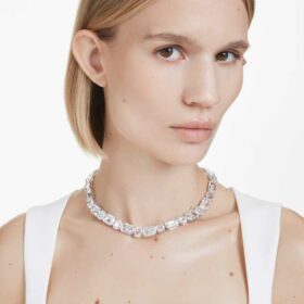 Collier Millenia à taille octogonale, blanc, plaqué rhodium Collier Millenia à taille octogonale, blanc, plaqué rhodium