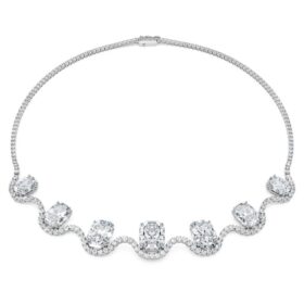 Collier octogonal avec diamants synthétiques, 37,70 ct au total, forme octogonale, or blanc 18 carats Collier octogonal avec diamants synthétiques, 37,70 ct au total, forme octogonale, or blanc 18 carats