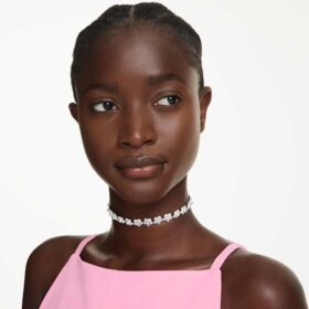 Collier ras-du-cou Ariana Grande X Swarovski avec perle en cristal, taille ronde, blanc, plaqué rhodium Collier ras-du-cou Ariana Grande X Swarovski avec perle en cristal, taille ronde, blanc, plaqué rhodium