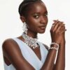 Collier ras-du-cou Constella, perle de cristal, taille ronde, blanche, plaqué rhodium Collier ras-du-cou Constella, perle de cristal, taille ronde, blanche, plaqué rhodium