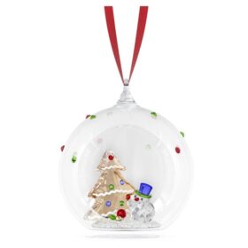 Décoration de sapin « Holiday Cheers » : boule avec sapin et bonhomme de neige