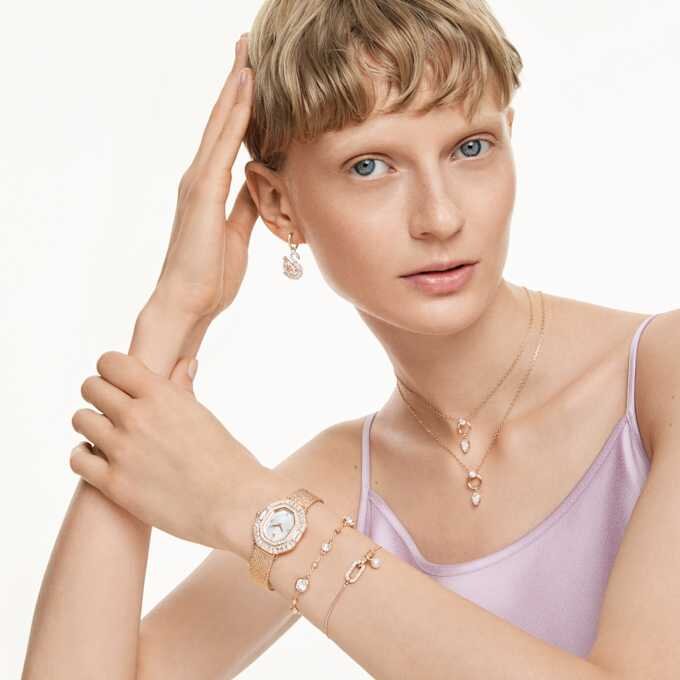 Montres Matrix Octagon à bracelet métallique, teinte dorée, finition champagne dorée Montres Matrix Octagon à bracelet métallique, teinte dorée, finition champagne dorée