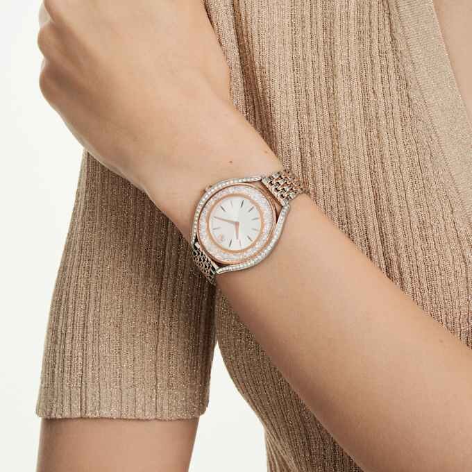 Montre Crystalline Aura « Swiss Made », bracelet en métal, teinte or rose, finition mélange de métaux Montre Crystalline Aura « Swiss Made », bracelet en métal, teinte or rose, finition mélange de métaux