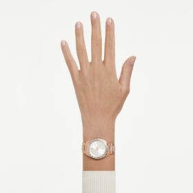 Montre Matrix Date « Swiss Made », bracelet en métal, teinte or rose, finition teinte or rose
