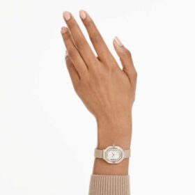 Montres Matrix Octagon à bracelet métallique, teinte dorée, finition champagne dorée