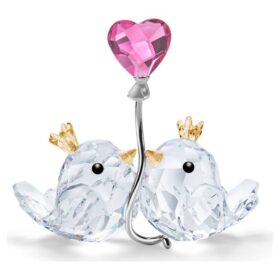 Oiseaux amoureux et cœur rose