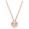 Pendentif Constella, taille ronde, pierre dansante, rose, plaqué or rose Pendentif Constella, taille ronde, pierre dansante, rose, plaqué or rose