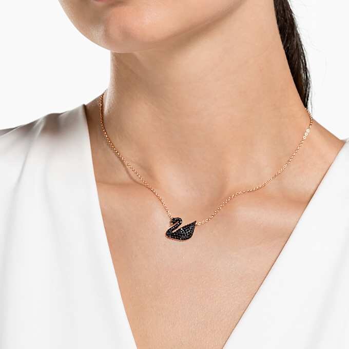 Pendentif Cygne, noir, plaqué or rose Pendentif Cygne, noir, plaqué or rose