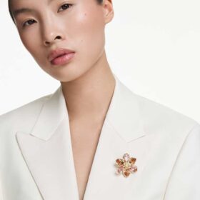 Pendentif et broche Idyllia, tailles variées, fleur, multicolore, plaqué or