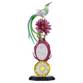 Totem « Idyllia » : oiseau-sucre et fruit du dragon